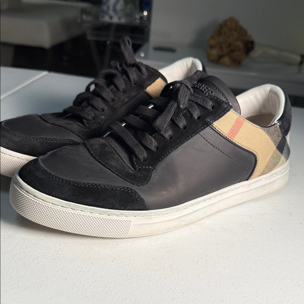BURBERRY Leather, Suede and Check Sneakers  size 43 (g00030)